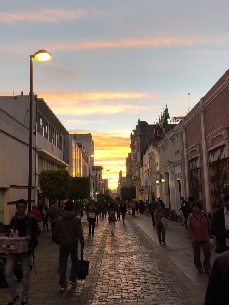 RosiePatts's tweet photo. Day 45: second day on paeds went much better (mainly because I got cuddles with a three month old)! 👶🏽 Then an afternoon of chocolate workshop (and tasting of course) 🍫 - safe to say I’m now a #chocolatesnob! #peru #arequipa #elective @Chaqchao #choccymad #paediatrics https://t.co/DpfKPEwY6s
