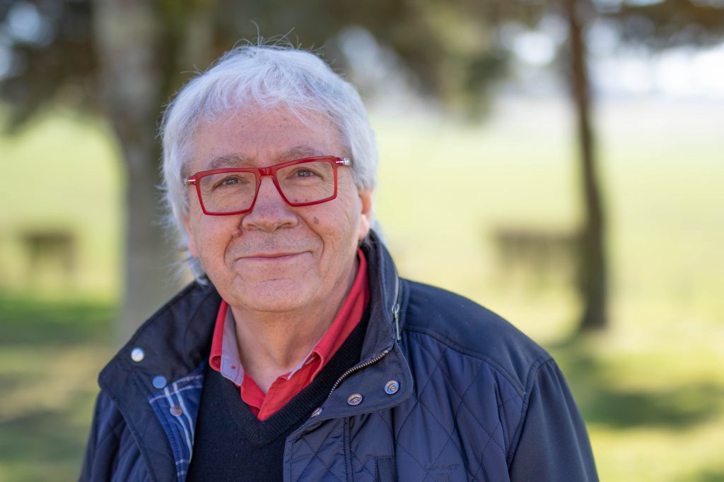 Agrilearn_fr's tweet photo. Le microbiote intestinal est une voie de développement de la santé animale à la fois nouvelle et très puissante. Gilles GROSMOND va vous apprendre comment fonctionne la flore intestinale et comment intervenir dessus, notamment grâce au kéfir.
-> https://t.co/YFZ0mojvdk https://t.co/7OLr8raR2Z