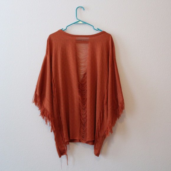 CaitlinClerque's tweet photo. So good I had to share! Check out all the items I'm loving on @Poshmarkapp #poshmark #fashion #style #shopmycloset #aritzia #zara #freepeople: https://t.co/eTN4TPOW4W https://t.co/8KTUoipmmo