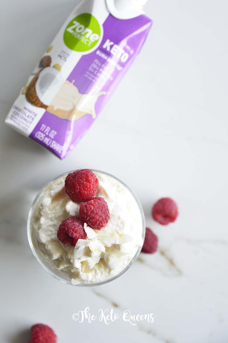 theketoqueens's tweet photo. #ad How we're staying cool this summer --> #Keto Vanilla Milkshake Recipe made with @ZonePerfect! Rich + creamy and just 3 ingredients! https://t.co/gDkuDNVTH9 #NewZoneKetoPerfect #ZonePerfectKeto #ZonePerfect #MacrosMatter https://t.co/CkhtXatNhK