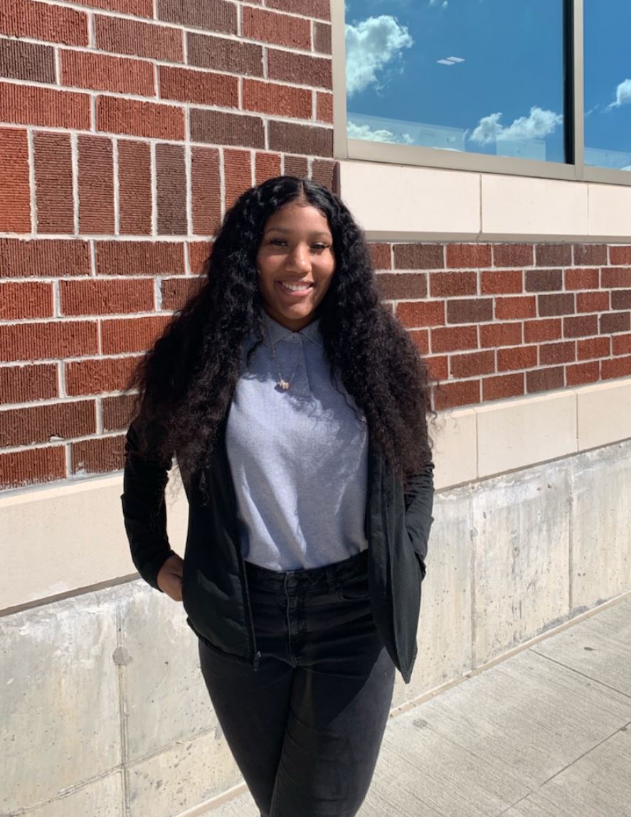 BreakthroughHOU's tweet photo. “Breakthrough #houston helped support my college application and prepare my information for FAFSA. What an amazing program -- and now I’m @LSU bound!” -Ms'Staja Brown (a senior at @YWCPAHISD) #BTHGrads2019 #Brokethrough https://t.co/xy78RUB9II
