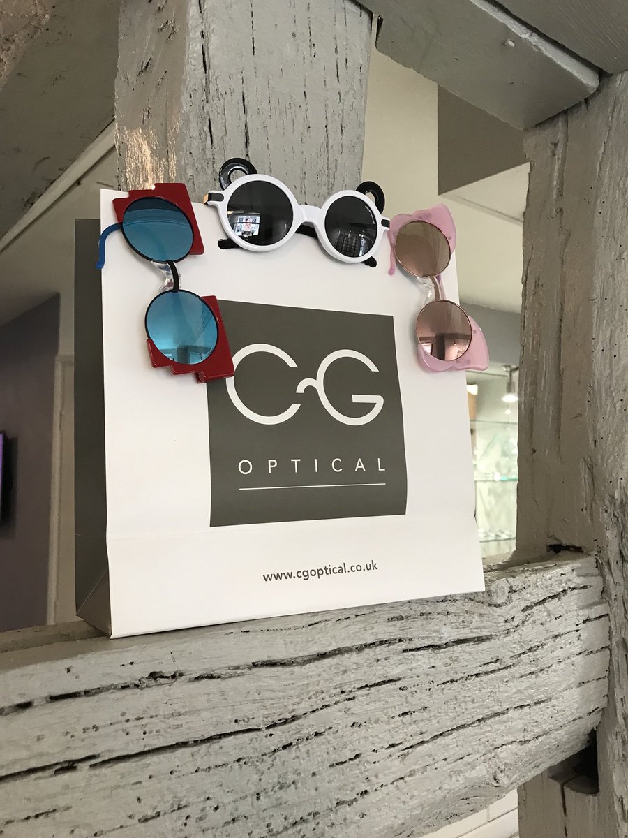 EyewearTy's tweet photo. @ZoobugLondon are exited to 🚀 our new #Sunglasses at @OpticalCg in #StatfordUponAvon 🕶
#Polarised #OpticalQuality #UVprotection #KidsEyewear #KidsSunglasses #UV
#ChildrensFashion #KidsFashion
@sonapublishing #CGOptical #OpticiansStratfordUponAvon
#EyecareStratfordUponAvon https://t.co/zZ2cA7SH7l