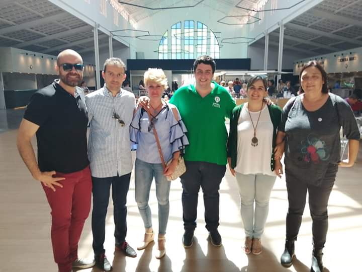 Hui al migdia, al Mercat de Nules, s'ha sortejat l'ordre d'intervenció, la ubicació a l'escenari i el minut d'or final del #DebatNules2019. Al sorteig han estat presents candidats i representants de les quatre candidatures, la moderadora <a href="/Miragarces/">Monica Mira Garces</a>, i membres de la Corretjola.