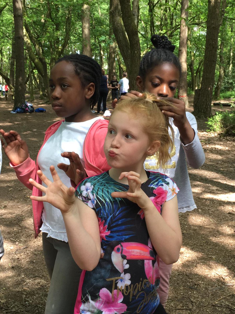 WickhamCourtSch's tweet photo. Getting ready for low ropes. #wcspgl2019 #wcsyr5 #wcsyr6 https://t.co/161UYKXwFj