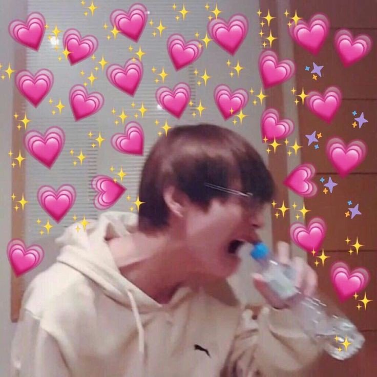 Kocham Panią od matmy 
Włączyła nam muzykę na depresję 
We love we stan 
@pand_0n <a href="/queen_ewichalla/">Temmie</a> @vu_wera