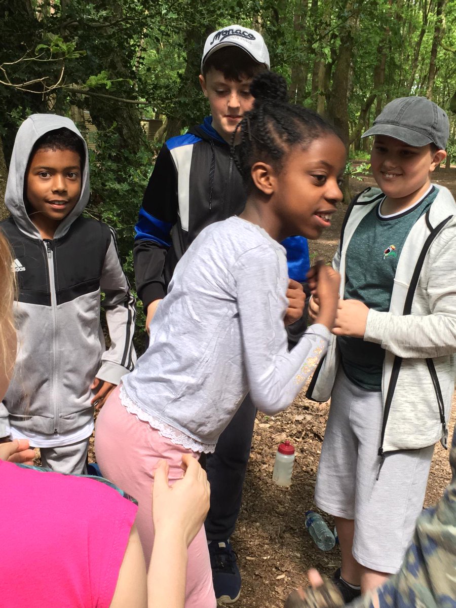 WickhamCourtSch's tweet photo. Trust activity. #wcspgl2019 #wcsyr5 #wcsyr6 https://t.co/MHuj2CxLnL