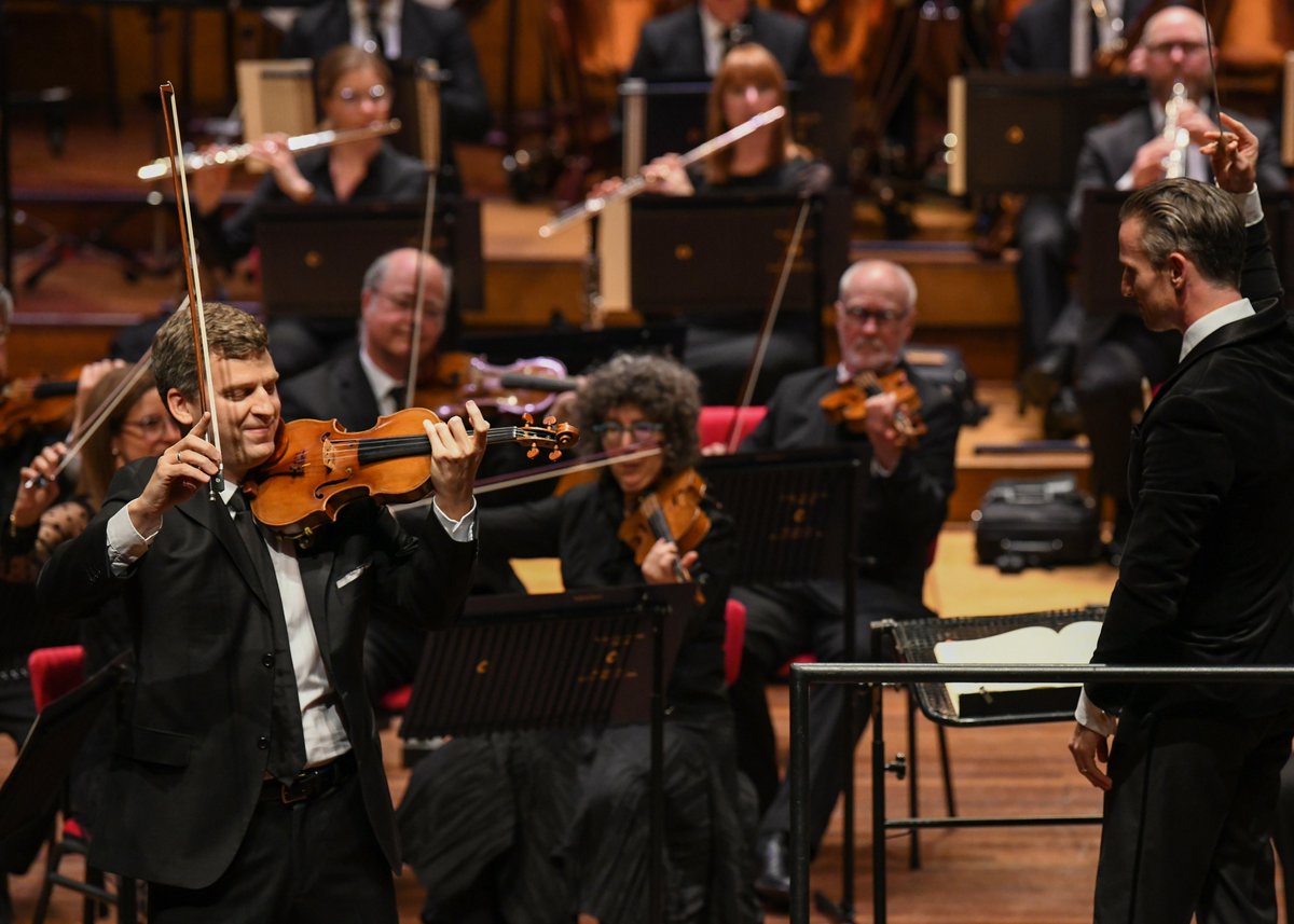 RAPPEL : Vous pouvez écouter le concert de l’Orchestre du CNA en direct de Copenhague sur le site de la Radio danoise! Rendez-vous à 13 h 30 au site Web suivant : dr.dk/radio/p2/p2-ko…  #tourneeocna