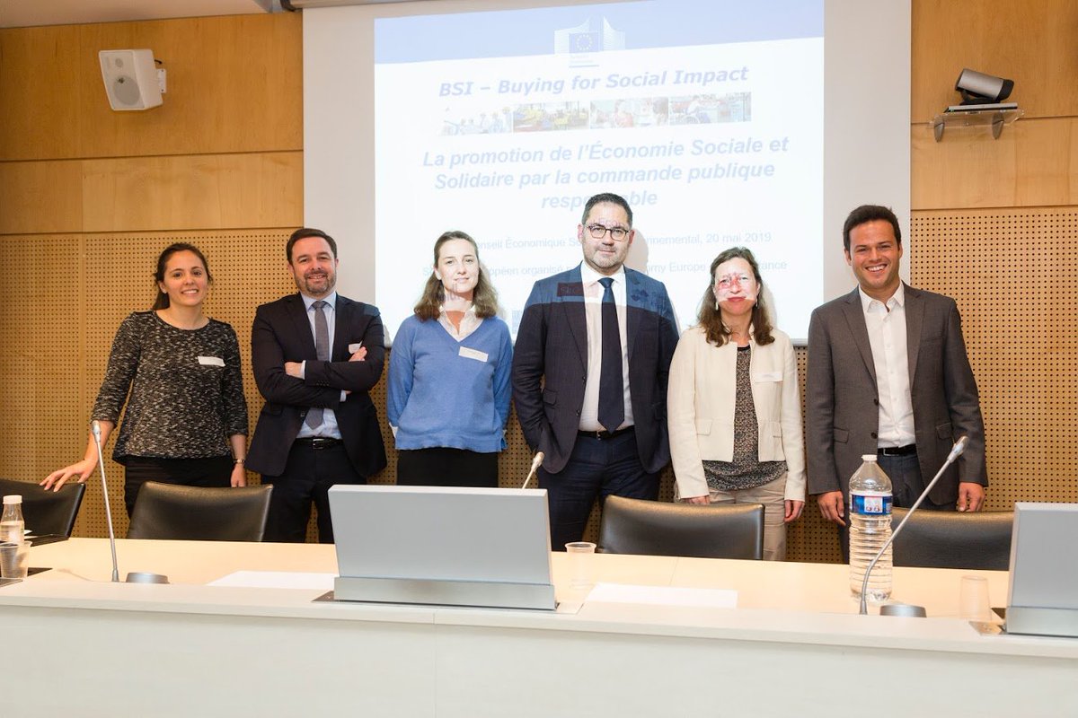 SocialEcoEU's tweet photo. 🔵Lundi nous avons organisé à #Paris avec @ESS_France le séminaire #Buying4SocialImpact -une initiative de @EU_EASME & @EU_Growth- pour démontrer que la #CommandePubliqueResponsable est un levier pour l'#ESS et le #DeveloppementDurable➡️Merci à tout ceux qui ont contribué https://t.co/otRL25DTzx