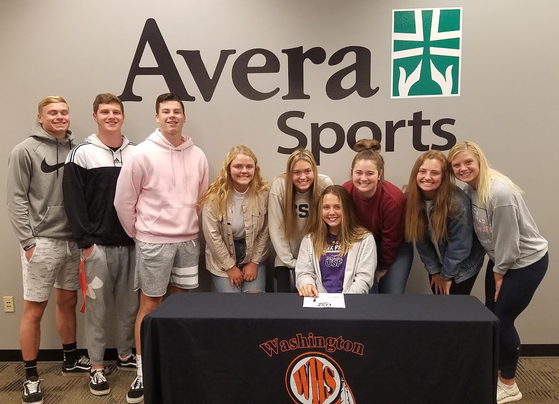 whsgirlshoop's tweet photo. Congratulations to @peyton_rymerson. @USFcougars_wbb &amp; @USF_CougarVB are getting a great one!!

@AveraSports 
@whsgirlshoop 
@washington_vb 

#IAmAWarrior!!! https://t.co/lugsv48Z0h