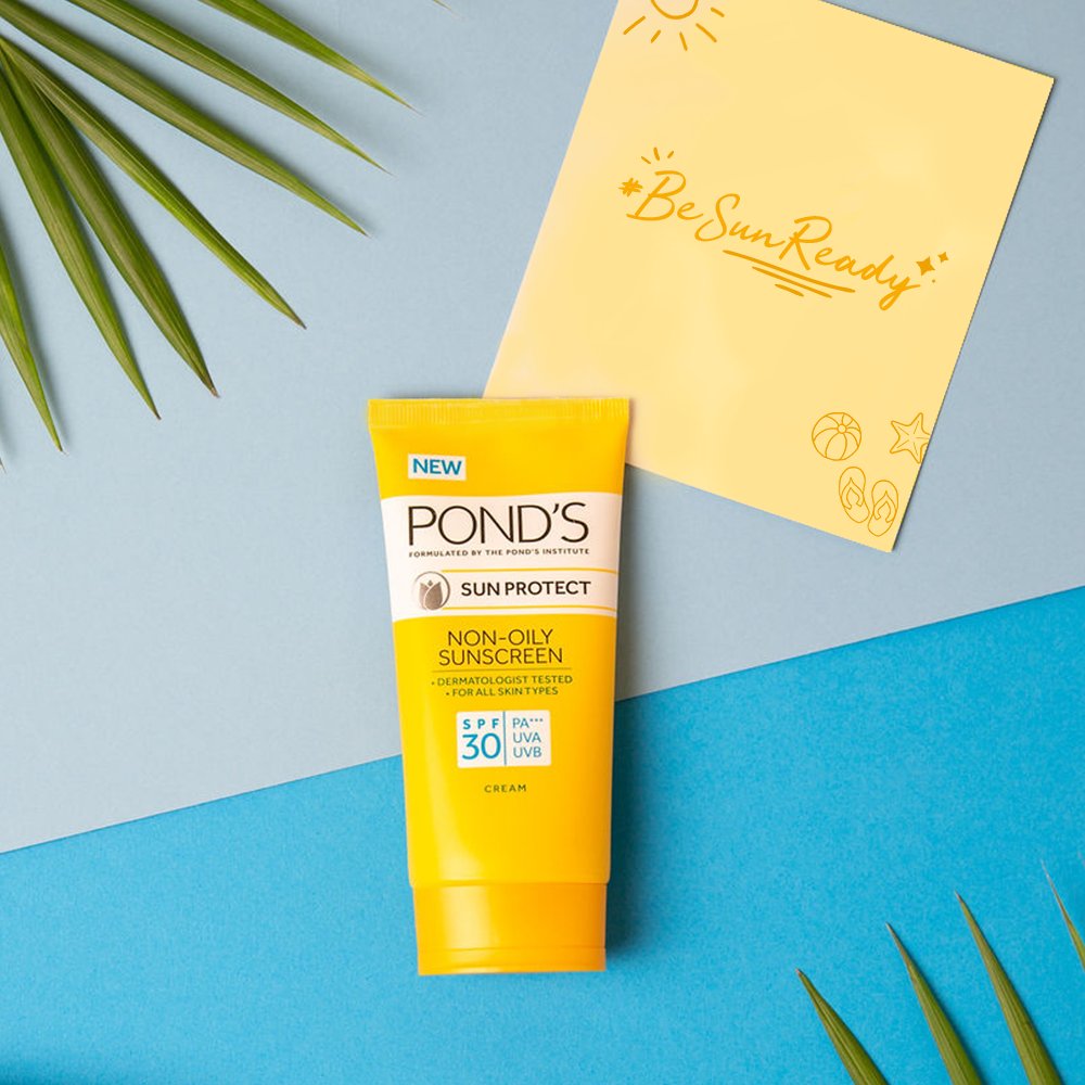 PondsIndia's tweet photo. Scorching sun causing skin damage?
Use the Pond’s Non-Oily Sunscreen to fight 5 signs of sun damage!🌞
Tag a friend who will love this new sunny addition! 🌻

#Ponds #PondsIndia #PondsNonOilySunscreen #BeSunReady #Skincare https://t.co/AZzKjJRhK9