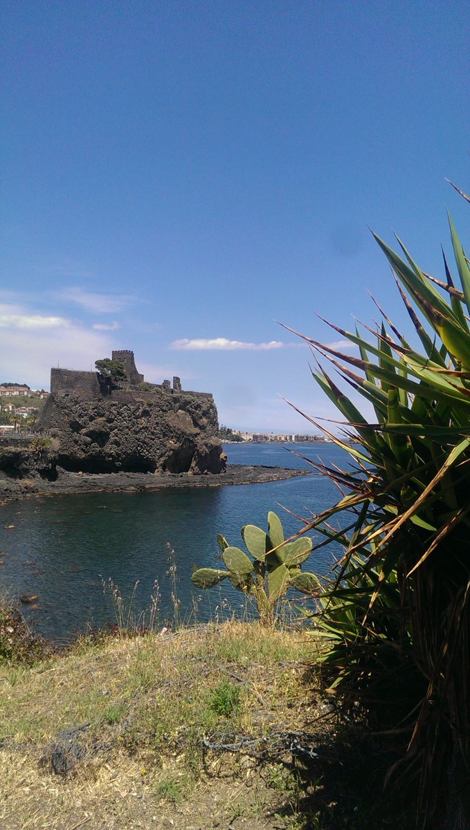 TMB_School's tweet image. Arrived safely in Sicily and already exploring the sights #Sicily2019 #geographygcse