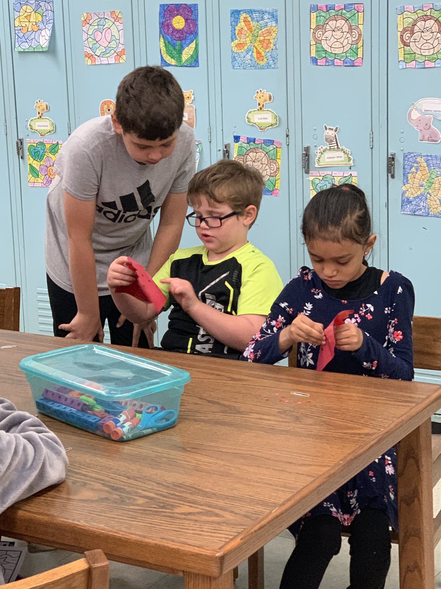 misspetrilla's tweet photo. A HUGE THANK YOU to the students from @kristen_knorr class this morning. It was a #weedingparty this morning. Thanks for sharing your #knowledge with my #firsties! 🍓 @BWMobileFabLab laser cut strawberries for our #fieldtrip shirts! https://t.co/F67NzHOQpi