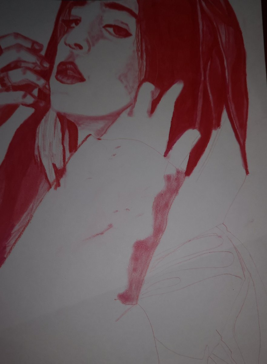 mari_kukiGS's tweet photo. Cuando me  viene la inspiración no tengo remedio 🤦🏻‍♀️
@lolaindigomusic #pintalabiorojo #sevilla https://t.co/JRsFntIZZr
