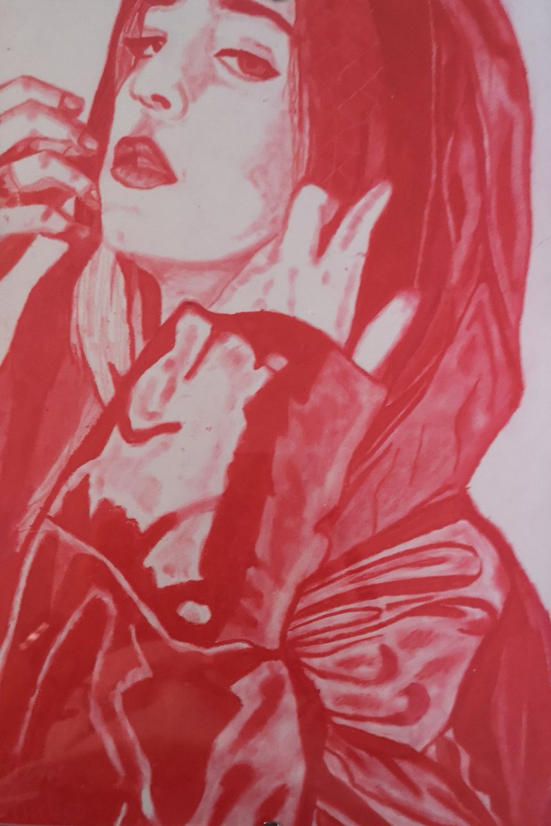 mari_kukiGS's tweet photo. Cuando me  viene la inspiración no tengo remedio 🤦🏻‍♀️
@lolaindigomusic #pintalabiorojo #sevilla https://t.co/JRsFntIZZr