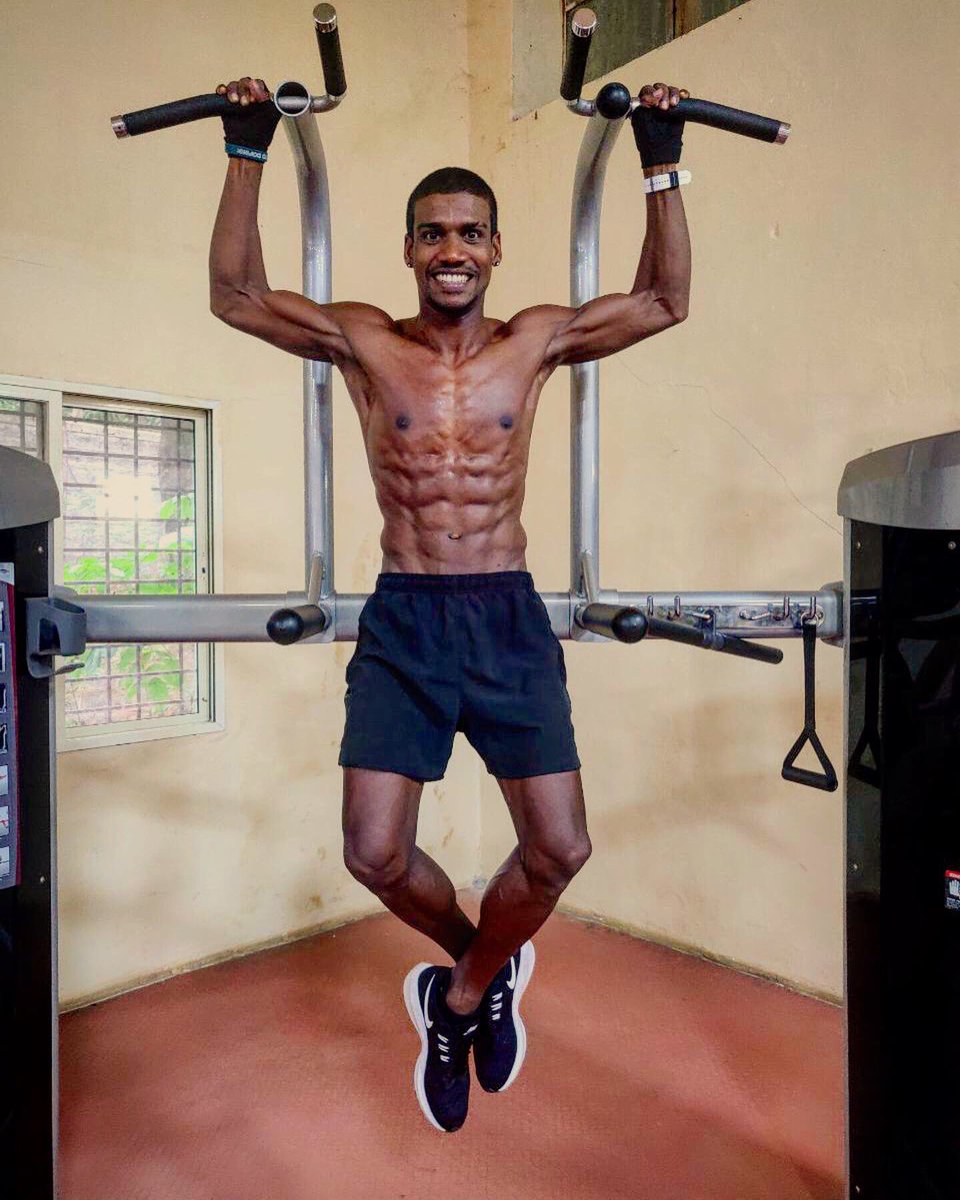 HussainFazeel12's tweet photo. That feeling after an amazing workout 🏋🏿‍♂️ #unstoppable #flashmv #heretocreatehistory #roadtoioig2019 #gymmotivation https://t.co/vlyoYp27c6