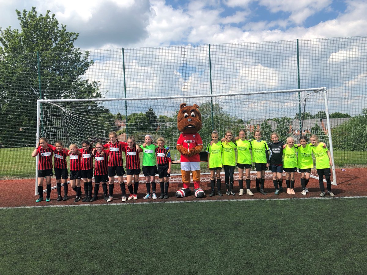 barnsleysport's tweet photo. And that's it for this years #CollaborationCup! Congratulations to @BurtonRoadPrima, winners of the boys tournament and well done to @JosephLockePE champions of the girls tournament! ⚽️🏆
#barnsleyisbrill https://t.co/OfZvVPXGHz