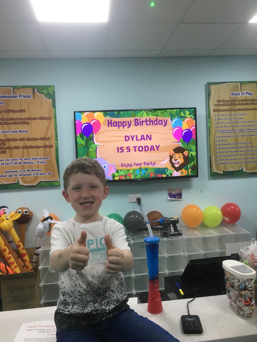 jeffvtec's tweet photo. My wee mucker #proudDaddyandMummy https://t.co/pynG7alXnN