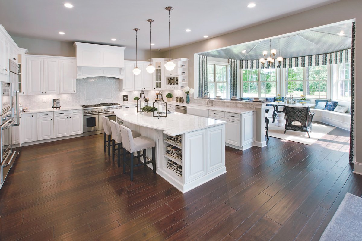 tollbrothers's tweet photo. Can you imagine waking to a bright sunroom?
#ObsessedWithThisHouse https://t.co/yNVpFEitQL