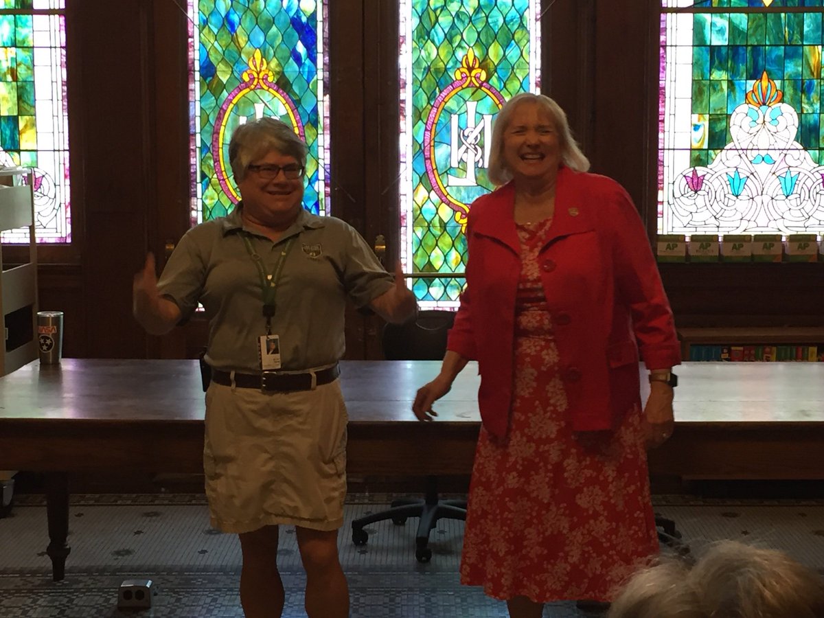 STEMSchultz's tweet photo. Special thanks to @SchwinnTeach and @MasseyForSenate for taking the time to come visit the amazing @BeckyAshe and teachers @LNSTEMAC and @KnoxSchools! So grateful for all of your hard work and leadership. https://t.co/IlcUEwmBUZ