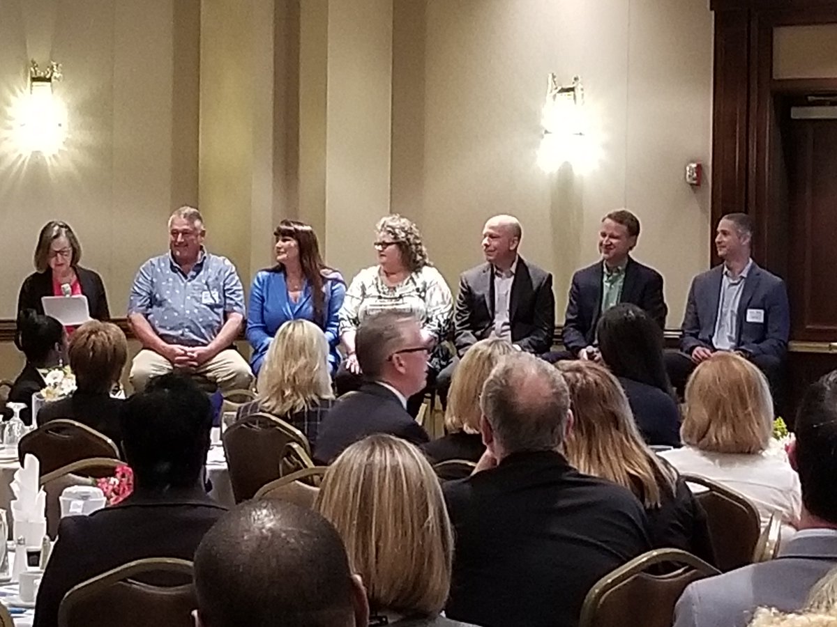 GCS_CTE's tweet photo. Getting the work out abt the upcoming CTE Signature Academies &amp; workbased learning opportunities at the Employer Breakfast/Workforce Briefing sponsored by #GAPNC, @gsochamber, @BHPchamber &amp; @CFGGnews 
#believeinGCSCTE 
#learnaliving 
#apprenticeships 
#workbasedlearning https://t.co/gbZPBLl1Sb