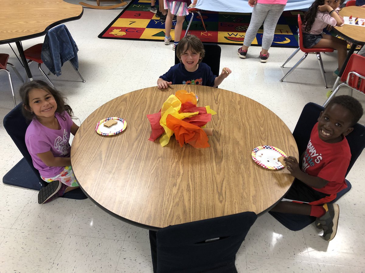 Mrs_Wagner_HSE's tweet photo. Camping day fun @HembreeSprings ! Marshmallow painting, indoor s’mores, and marshmallow toss! @MaEllenzimmer #HSEMakeYourMark #indoorsmores https://t.co/EOLega35VP