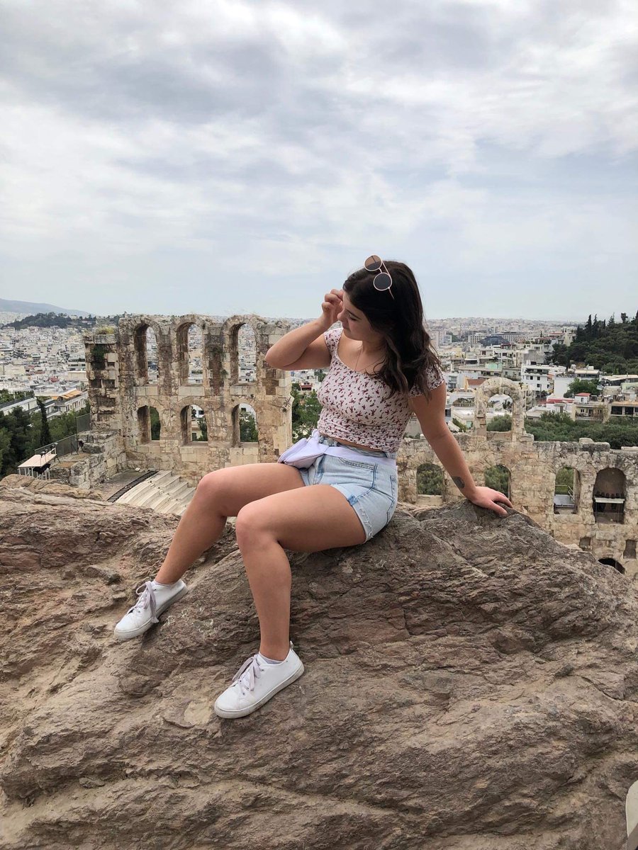 Ever wonder what your favourite sisters get up to when they’re not working hard in school? This summer we’ve been travelling the globe ✈️🌎 keep up with all our exciting adventures through our new blog at xideltatheta.com #XiDeltsTravel 🌞
