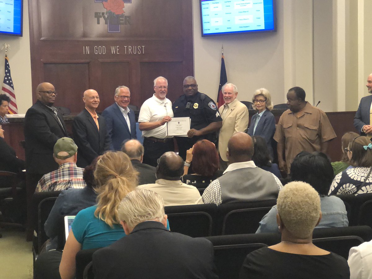 Brionna_Rivers's tweet photo. Here is a look at today’s service award honorees. #CityofTyler #7onscene https://t.co/VcnpMWgNVK