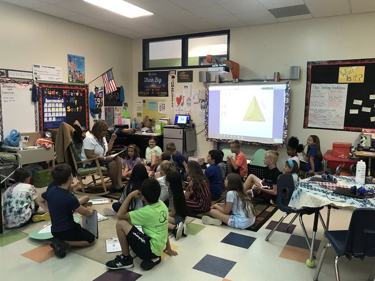 N8IVEQC's tweet photo. Love when my wonderful AP stops by to encourage my students on state testing next week! @DocHB1908 @StallingsES @UCPS_MonroeNC #ErbsClass #BeTheBest #TeamUCPS https://t.co/PxmLkhEinF
