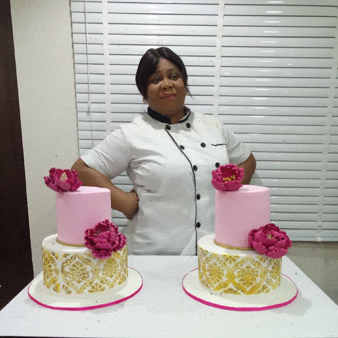 ValerichiNGR's tweet photo. She came, she saw &amp; above all never left the way she came. 

Are you still waiting &amp; thinking if there is a place for you to improve... 
We do one on one class, if you don't want to join the with others. 

JUNE BUTTERCREAM CLASS LOADING
JUNE CONTEMPORARY FLOWERS ON CAKES LOADING https://t.co/cw41AZx1V1