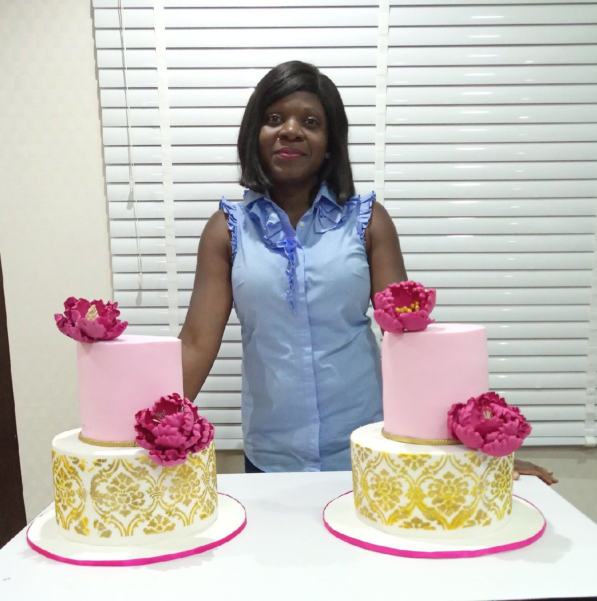 ValerichiNGR's tweet photo. She came, she saw &amp; above all never left the way she came. 

Are you still waiting &amp; thinking if there is a place for you to improve... 
We do one on one class, if you don't want to join the with others. 

JUNE BUTTERCREAM CLASS LOADING
JUNE CONTEMPORARY FLOWERS ON CAKES LOADING https://t.co/cw41AZx1V1