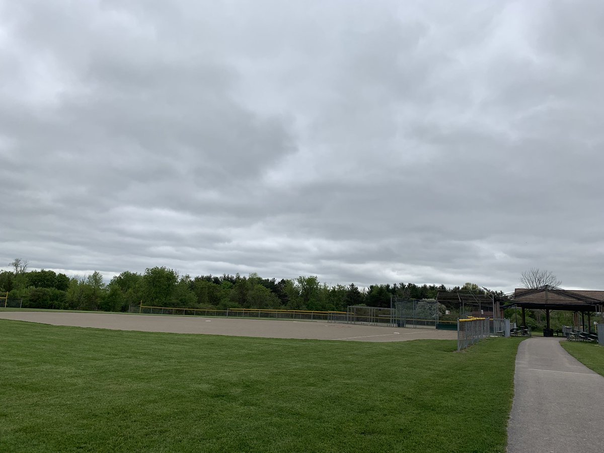 JordanRomano4's tweet photo. 🚨SENIORS🚨
Would y’all wanna participate in a kickball or baseball game at bicentennial?? Lowkey might get something going https://t.co/Bp3QFzsgVE