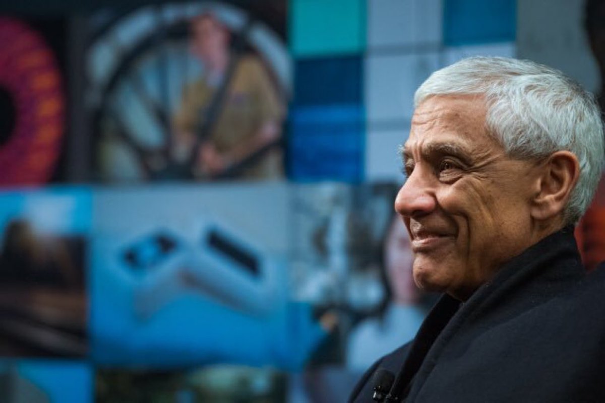 ValaAfshar's tweet photo. Many times experts fail because they're experts in the past version of the world. —@vkhosla https://t.co/zjBTzzSgtj