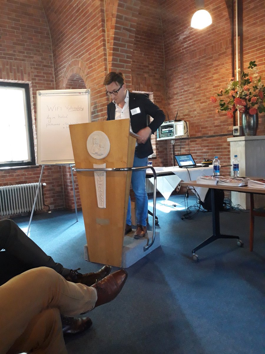 hdcvu's tweet photo. Kim Christiaens van KADOC @KU_Leuven opent de tweede sessie van het #Trajecta congres. Goede sfeer en discussies op een prachtige locatie. @KDCNijmegen @ADCKampen @hdcvu https://t.co/aN2lsX8mLT