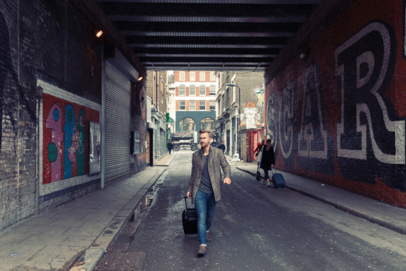 <a href="/hailcaezar1/">CAΞZAR</a> HAIL! The Remixes Features BAXT on ‘Take Me There’

Read our full feature here:
bit.ly/2JvKBXD

#NewMusic #NewRelease #MusicNews #NewRemix