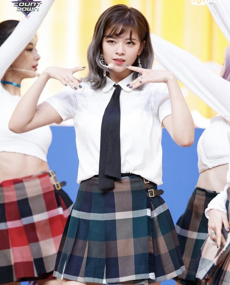 tzu_____814's tweet photo. この髪型のジョンヨン好きすぎる https://t.co/auUCzuMyKi