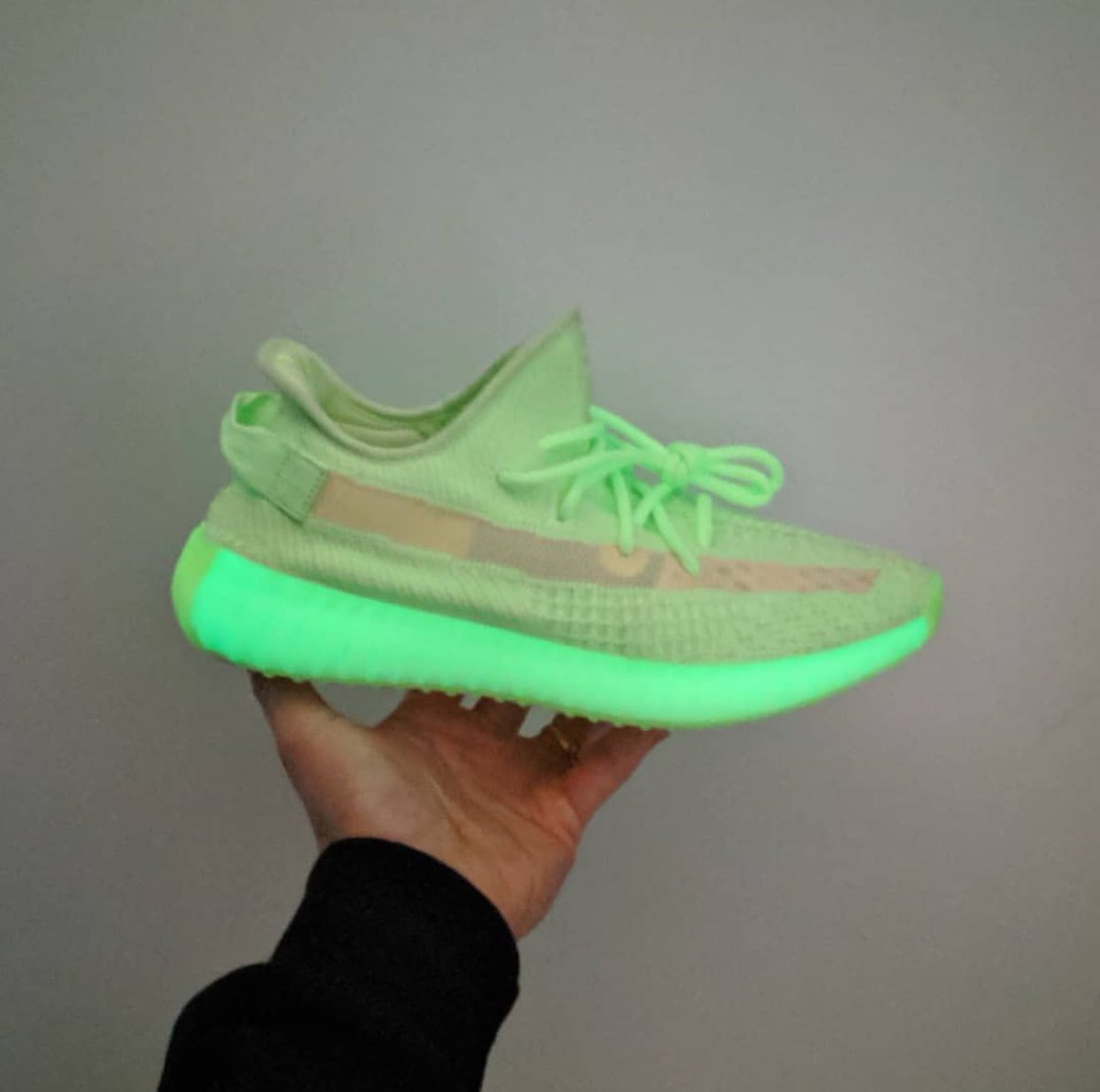 shopee yeezy