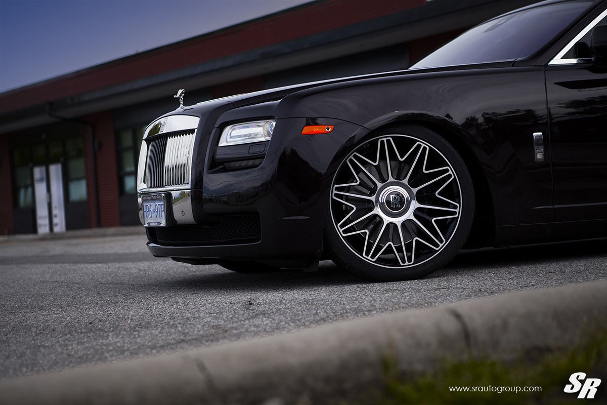 motoexposure's tweet photo. #FeaturedFitment: #RollsRoyce Ghost with PUR RS37.V2 Wheels by @srautogroup https://t.co/2eT2PlSDYg https://t.co/p2tcwKK4NJ