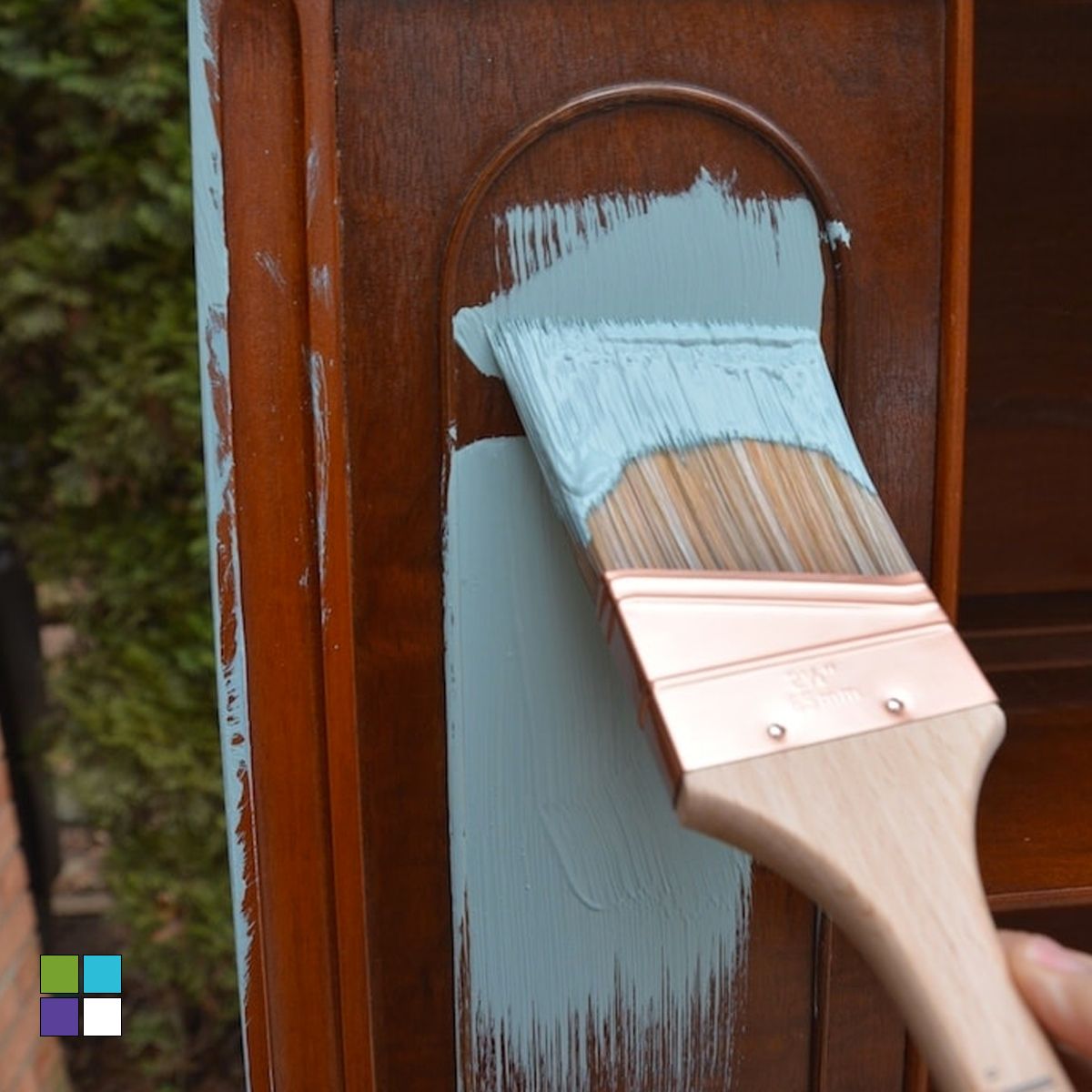 beyondpaintdiy's tweet photo. What's an awesome feature about #BeyondPaintdiy?! It is extra thick and won't drip like regular #paint. Making #painting vertical surfaces, a breeze!
#Refinish #NonDrip #DIY https://t.co/sjlY5lN3PV