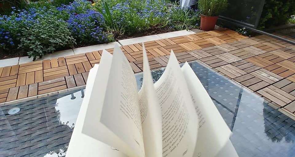 FirmaLawart's tweet photo. „Serce w obłokach” Magdaleny Kordel w #skleplawart 🙂https://t.co/gKTGg8RgR8 #Lawart #libro #książki #ksiazki #book #serce #sercewobłokach #magdalenakordel #wydawnictwoznak #booklover #bookstagram #czytam #zakupy #fotography #czytambolubie #relaks #trylogia #booktime https://t.co/5RnVE81UZD