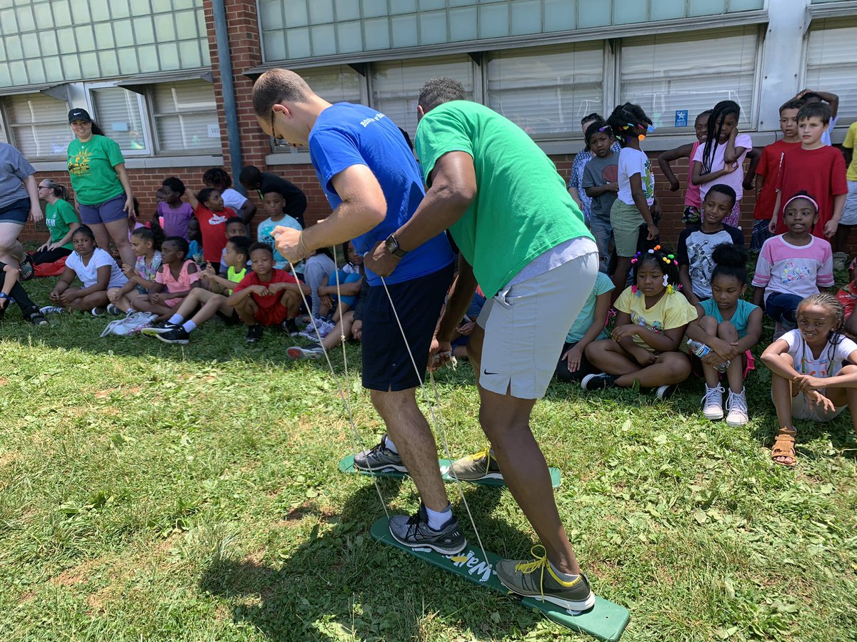 This is on the administrative rubric, right? @juliethompsonTN #stafffieldday #positiveschoolculture #teachingteamwork @JamesSlay7 @MrSmith_GMA