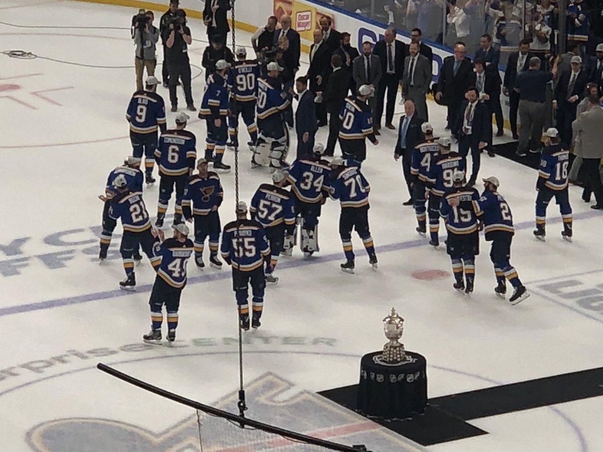 maceman259's tweet image. We are going to the 🏆Finals folks. Great night last night @StLouisBlues Glad to be a part of it. @32Duke @Kawamark @chriskerber @joeybroadcaster #stlborn @dhuyck @ericreichardt1 @Buck @KMOXSports