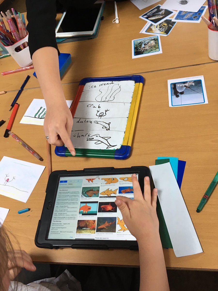 Kininmps's tweet photo. #KIMscience Learning all about food chains under the sea. Looking for info on i pads https://t.co/wTXig5w52E