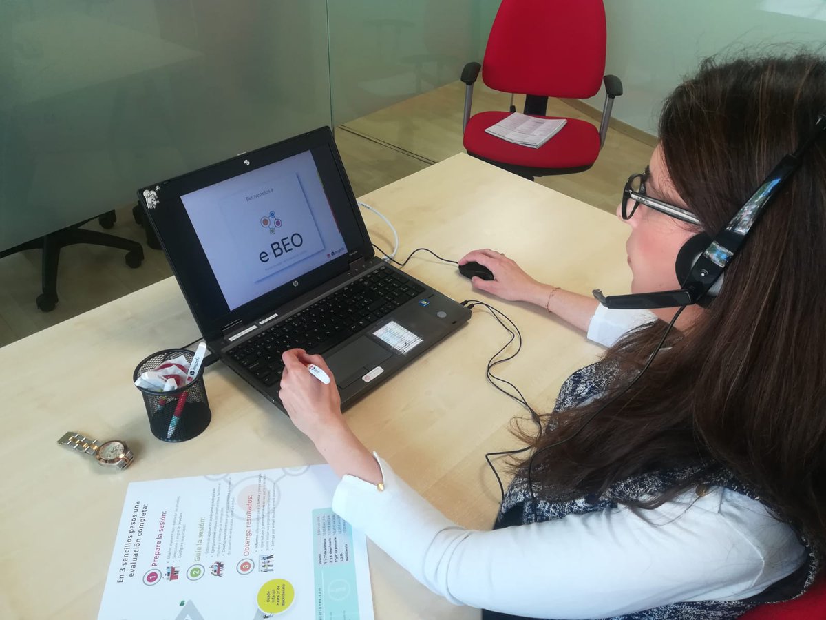 TEAEdiciones's tweet photo. Comenzamos el #WebinarTEA de hoy en el que nuestra compañera Estíbaliz Benito nos presenta el nuevo Portal de Evaluación Escolar Online, #eBEO, específicamente diseñado para la evaluación psicológica en el ámbito educativo #Psicología #orientacióneducativa #tendenciaseducativas https://t.co/pU42SepQ78