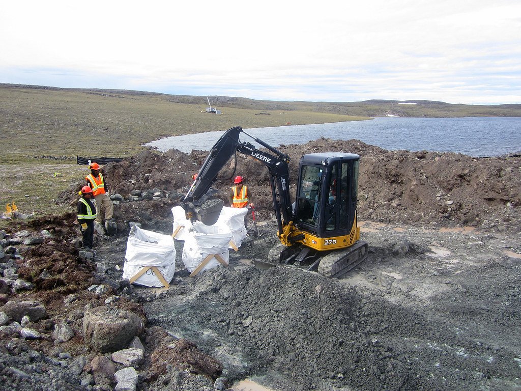 im_mining's tweet photo. .@NARminerals says it has engaged #Imilingo, @TOMRAMining and #MicrolithicsLaboratories to investigate #XRT-based modular #diamond recovery design options at its 100% owned #Naujaat diamond project in #Nunavut, #Canada https://t.co/jiaMKRrPYL #futureofmining #oresorting https://t.co/2J562hvYWg