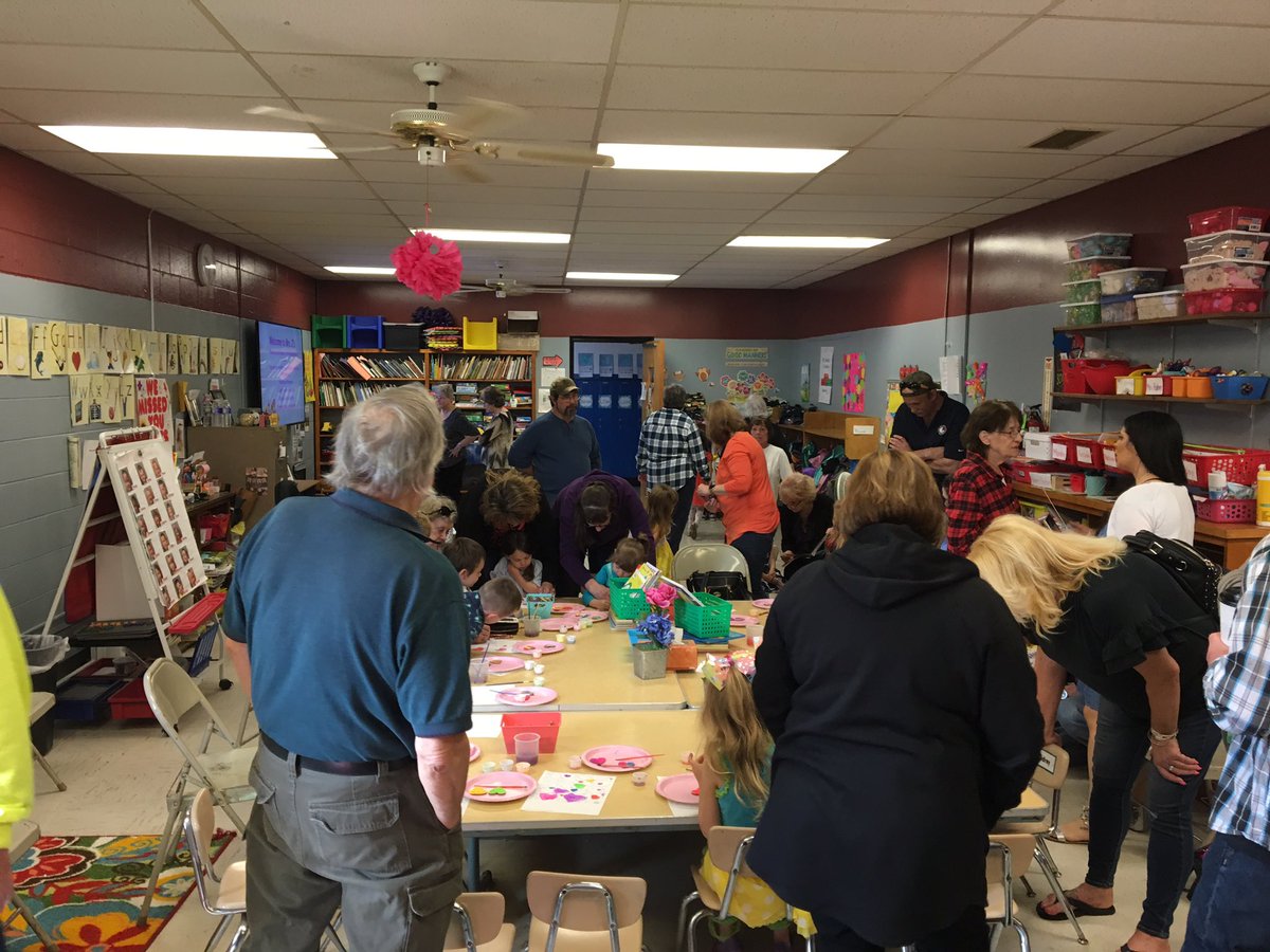 Ryan Hallenbeck tweet media