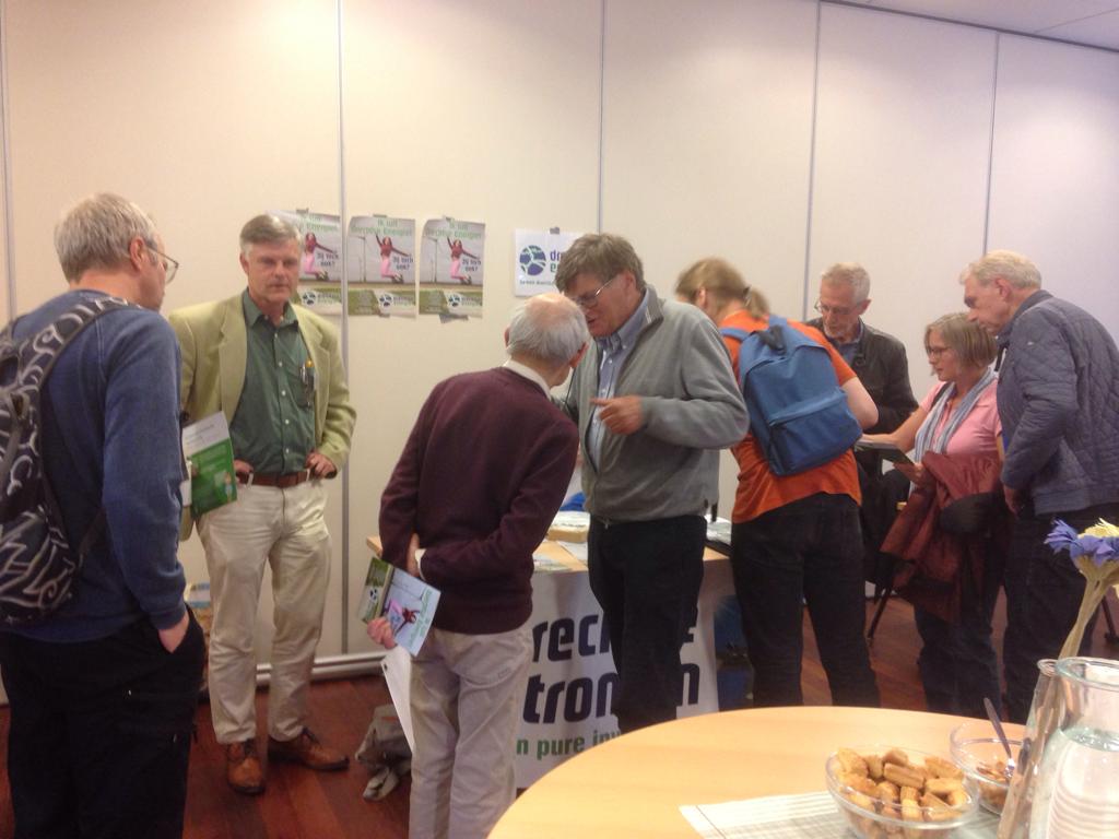 Drechtse Energie en Drechtse Stromen tot 20 uur vanavond op de energiebijeenkomst in De Hoop aan de Provincialeweg 70, dordt