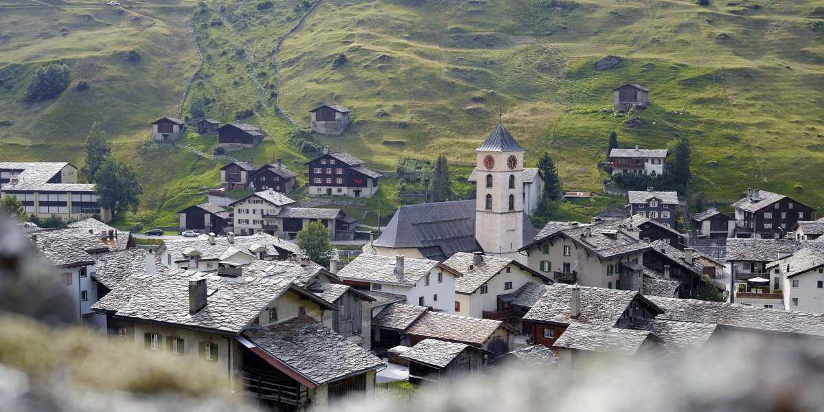 Gratis hoch hinaus – ab diesem Sommer benützen in <a href="/Vals3000/">Vals3000</a> auch Tagesgäste die Bergbahnen nach Gadastatt kostenlos. Der Betrieb startet in einem Monat. fcld.ly/t30ifqr