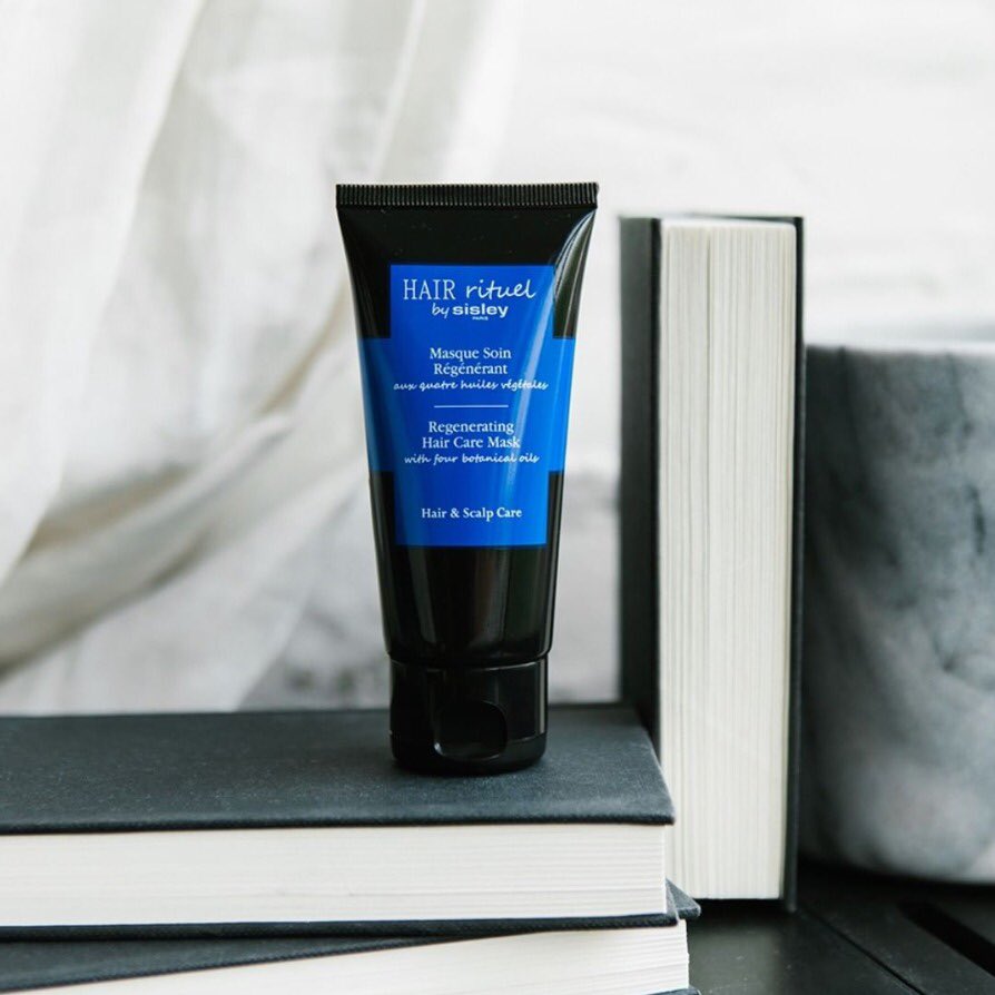 Congratulations <a href="/MoltonBrownUK/">Molton Brown UK</a> #MuddledPlum, winner of Best New Bath &amp; Body Product/Range; <a href="/CHANEL/">CHANEL</a> #LaCrèmeMainTextureRiche, for Best New Hand &amp; Nail Product/Range and <a href="/SisleyparisUK/">Sisley Paris UK</a> #HairRituel #RegeneratingMask , winner of Best New Hair Care Product/Range #COPRAAwards