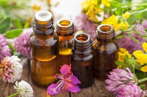 AngelBotanicals's tweet photo. Revitalize Essential Oil Blend -
https://t.co/yQX0DtZYWA

Uplifting and Rejuvenating, raises emotional, physical, and spiritual well being. Peppermint, Geranium, Frankincense, Orange, Lemongrass. Wonderful!
#prettyangelbotanicals
#sacredsynergy
#essentialoils #essentialoilblends https://t.co/MfmOx9JJ0m
