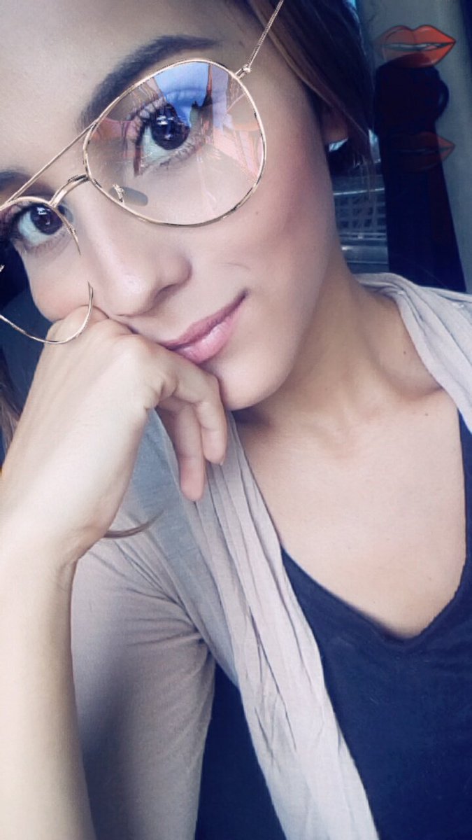 EdimarRvr's tweet photo. Repeler a la gente negativa es un trabajo de tiempo completo. 💜 https://t.co/nG1i5h2tpI